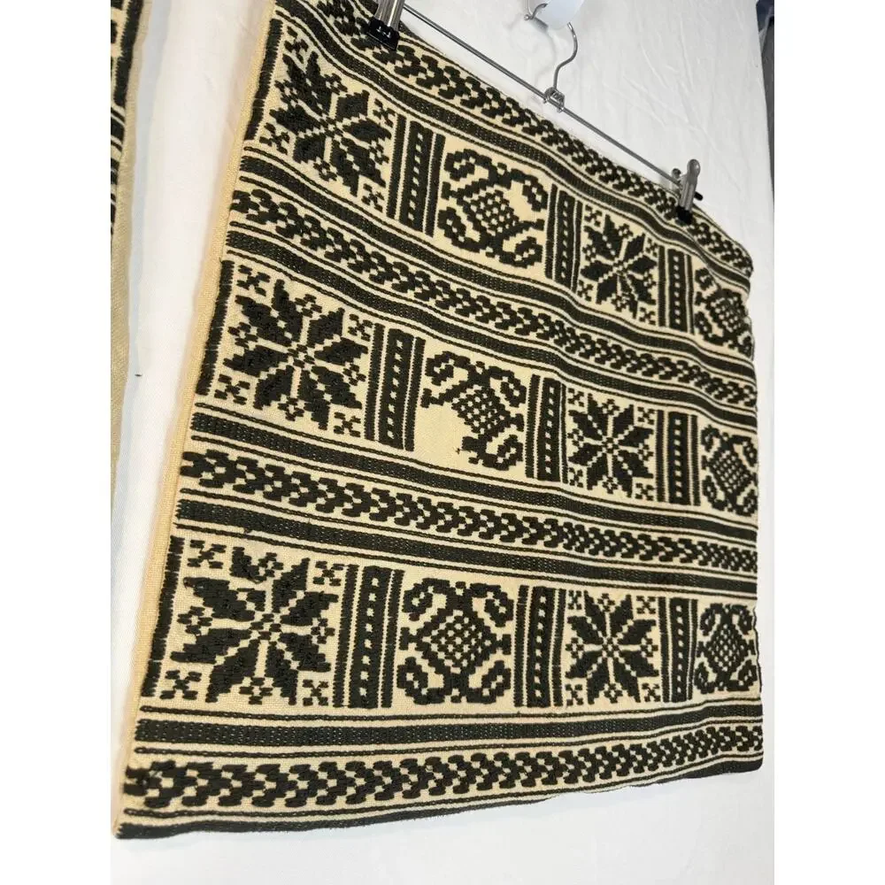 Pottery Barn Snowflake Fair Isle‎ Winter Pattern Pillow Covers Black Cream 20x20